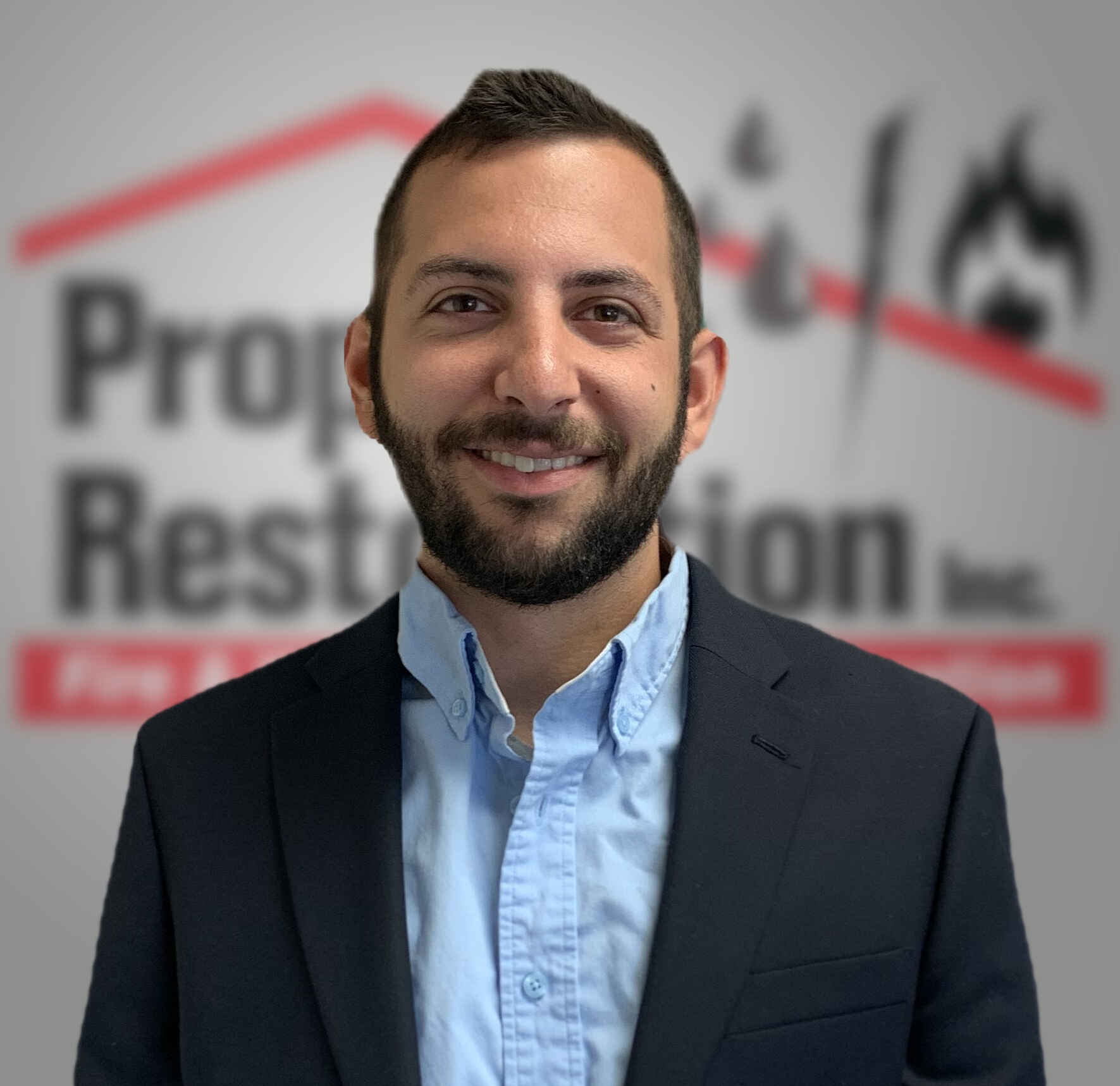 Evan macFawn headshot